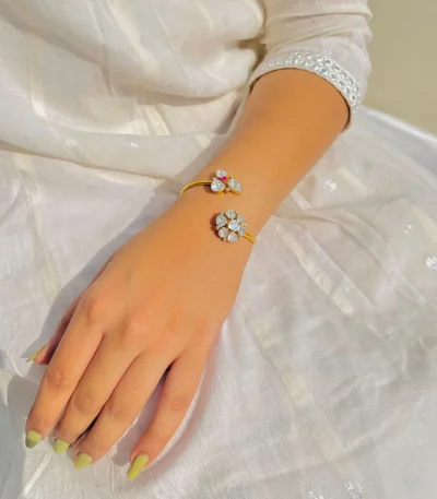 Open Setting Jewellery with Diamond Accents