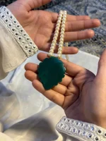 Antique stone ornament crafted in 22K gold with Hauldali detailing