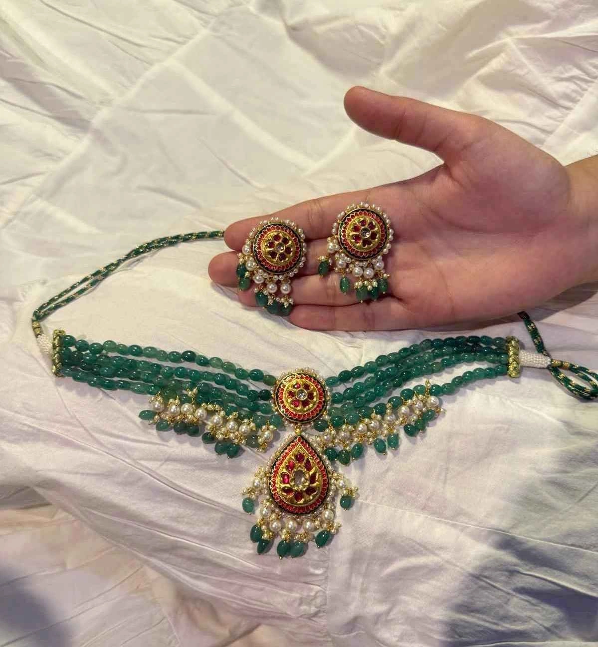 elegant rubani choker 22K gold jewellery with delicate natural polki embellishments