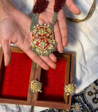 gold jewellery
