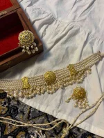 Natural diamond polkis set into lightweight 22K gold choker set