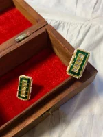 22K gold accessories with delicate natural polki embellishments