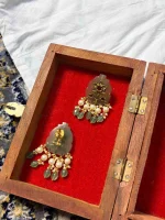 gold jewellery
