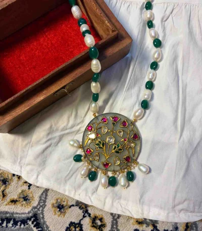 gold jewellery