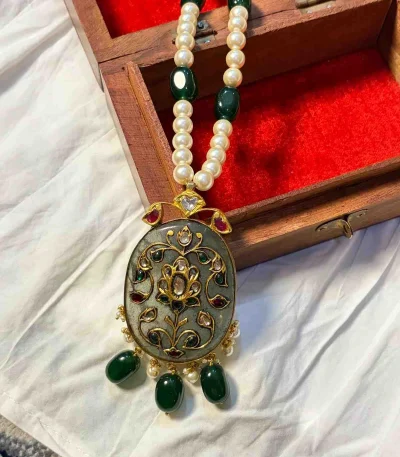 gold jewellery