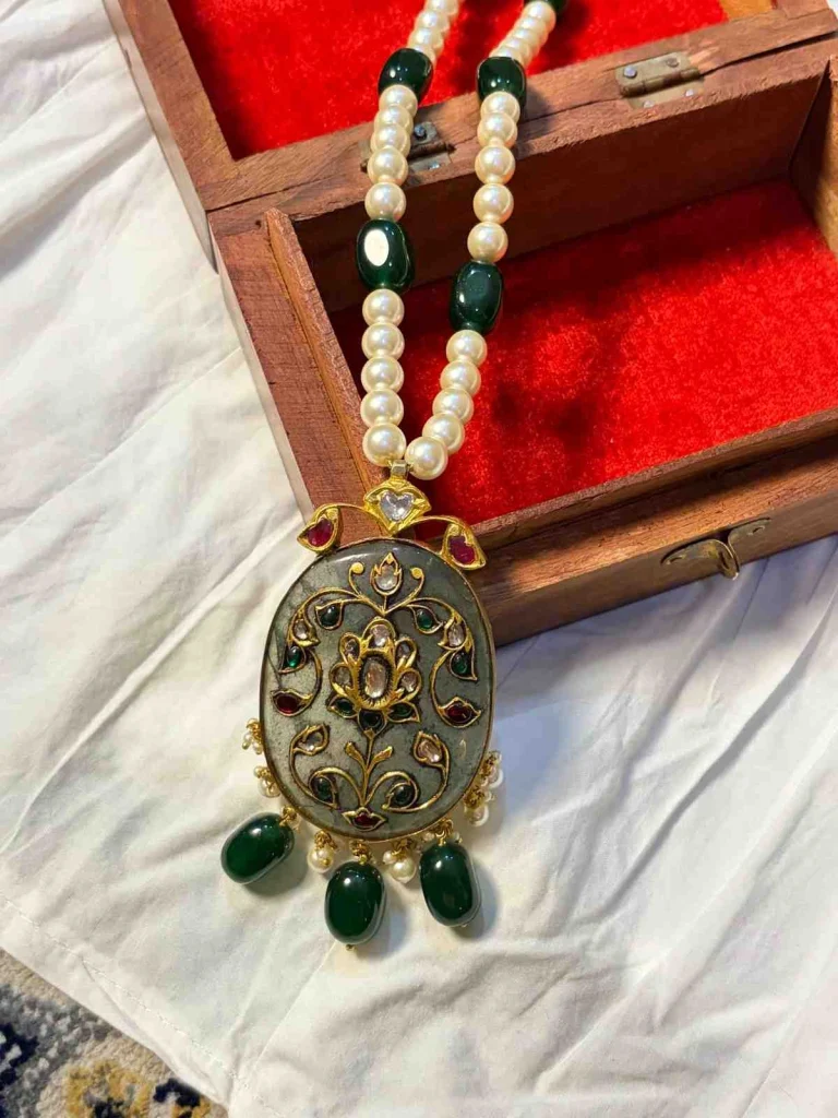gold jewellery