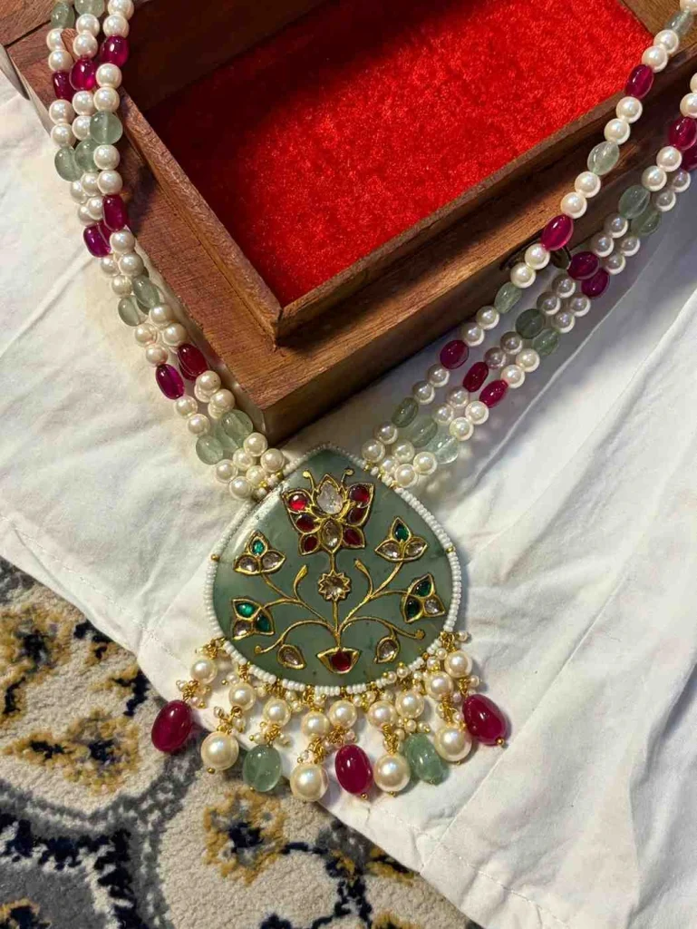 gold jewellery