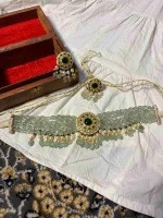 22K gold jewellery featuring delicate polki stone detailing
